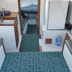 Boat To Sleep In Barcelona , Sant Adrià de Besòs España
