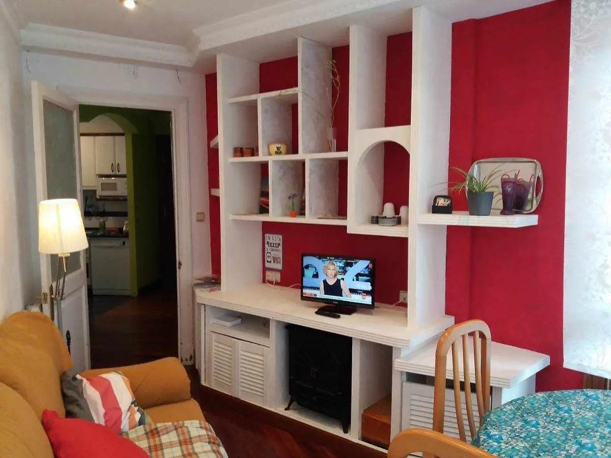 Apartamento Alojamiento en TORRE SOLOKOETXE License LBI227 Bilbao Habitación en casa particular